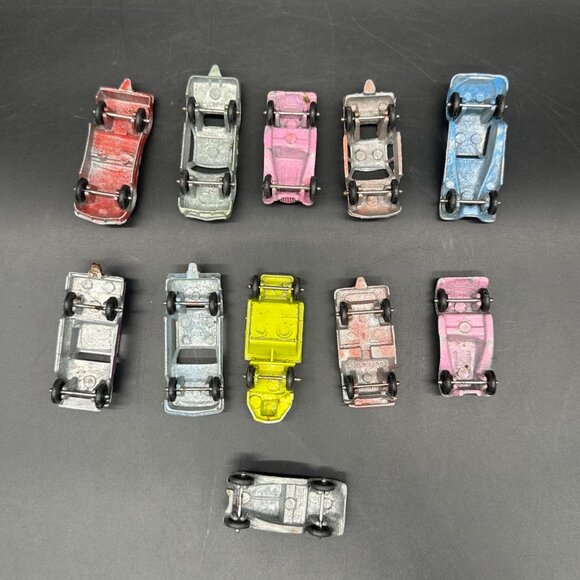 Vintage Tootsietoy Die Cast Metal Cars Lot Of 11 Multicolor Toy Collectible Set - Picture 3 of 14
